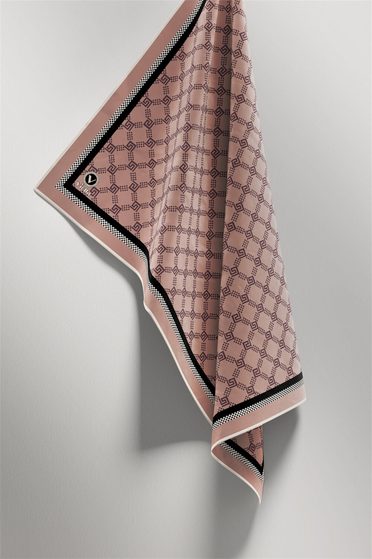 Twill Minik Motifli Geometrik Desenli Pudra Renkli 90x90 Eşarp (İpek İçermez) Dikim Şekli : El Dikişi