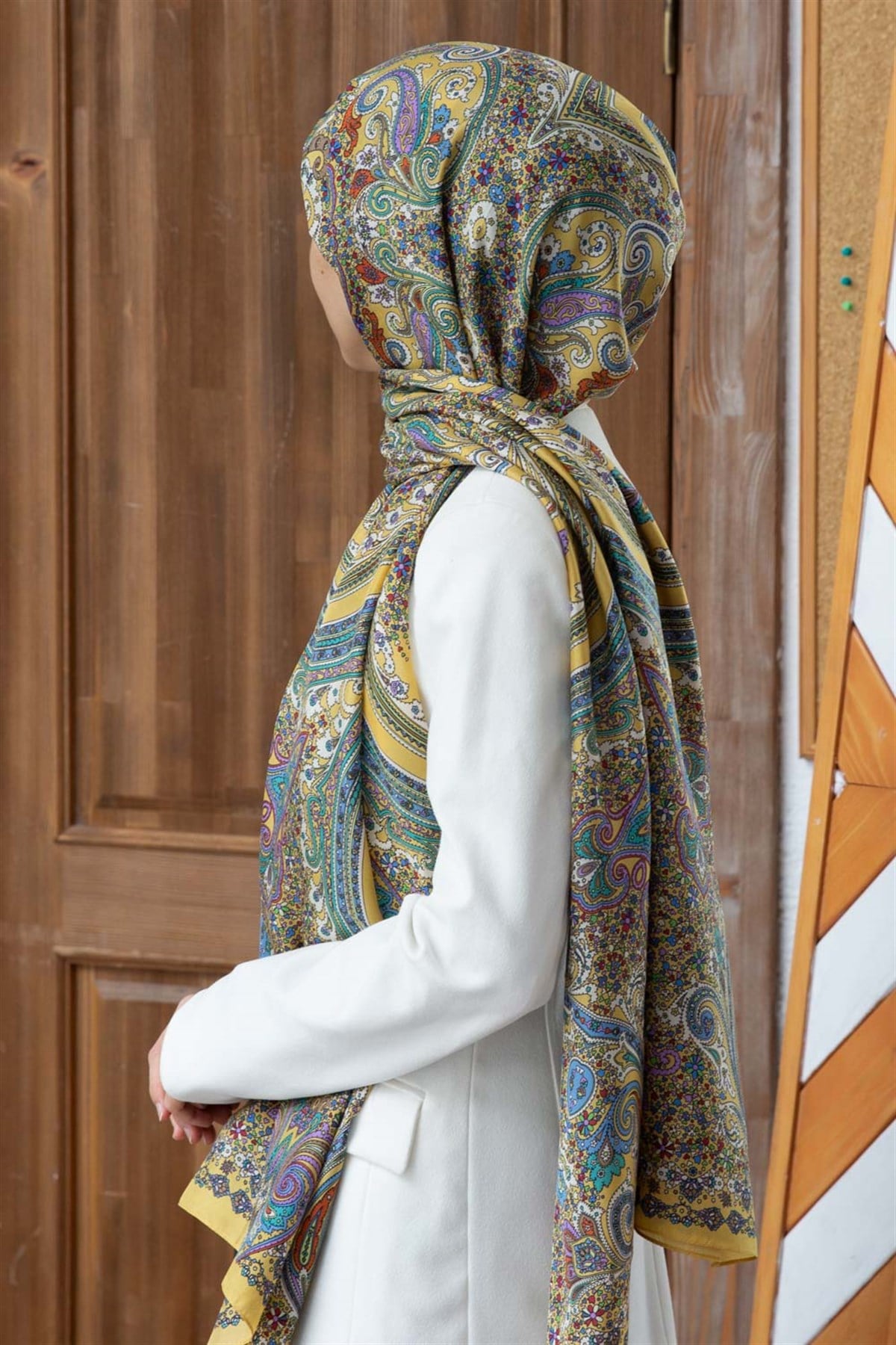 100% İpek Etro Desenli Gold - Mor Renkli 92x210 Şal