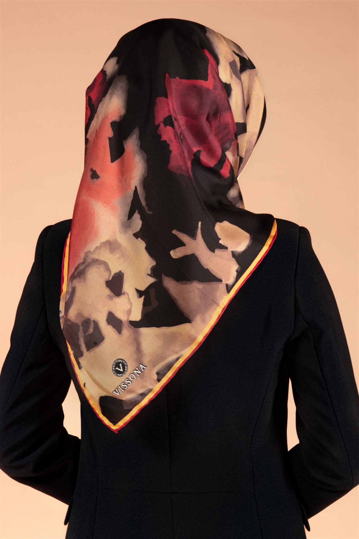 %100 Twill İpek Yaprak Desenli Siyah - Bordo Renkli 90x90 Eşarp Dikim Şekli : El Dikişi