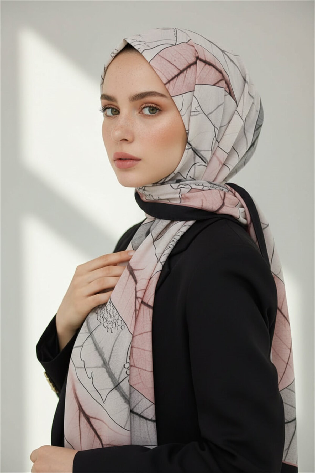 KREP YAPRAK DESENLİ PUDRA RENKLİ 75X195 KIRIŞMAZ ŞAL