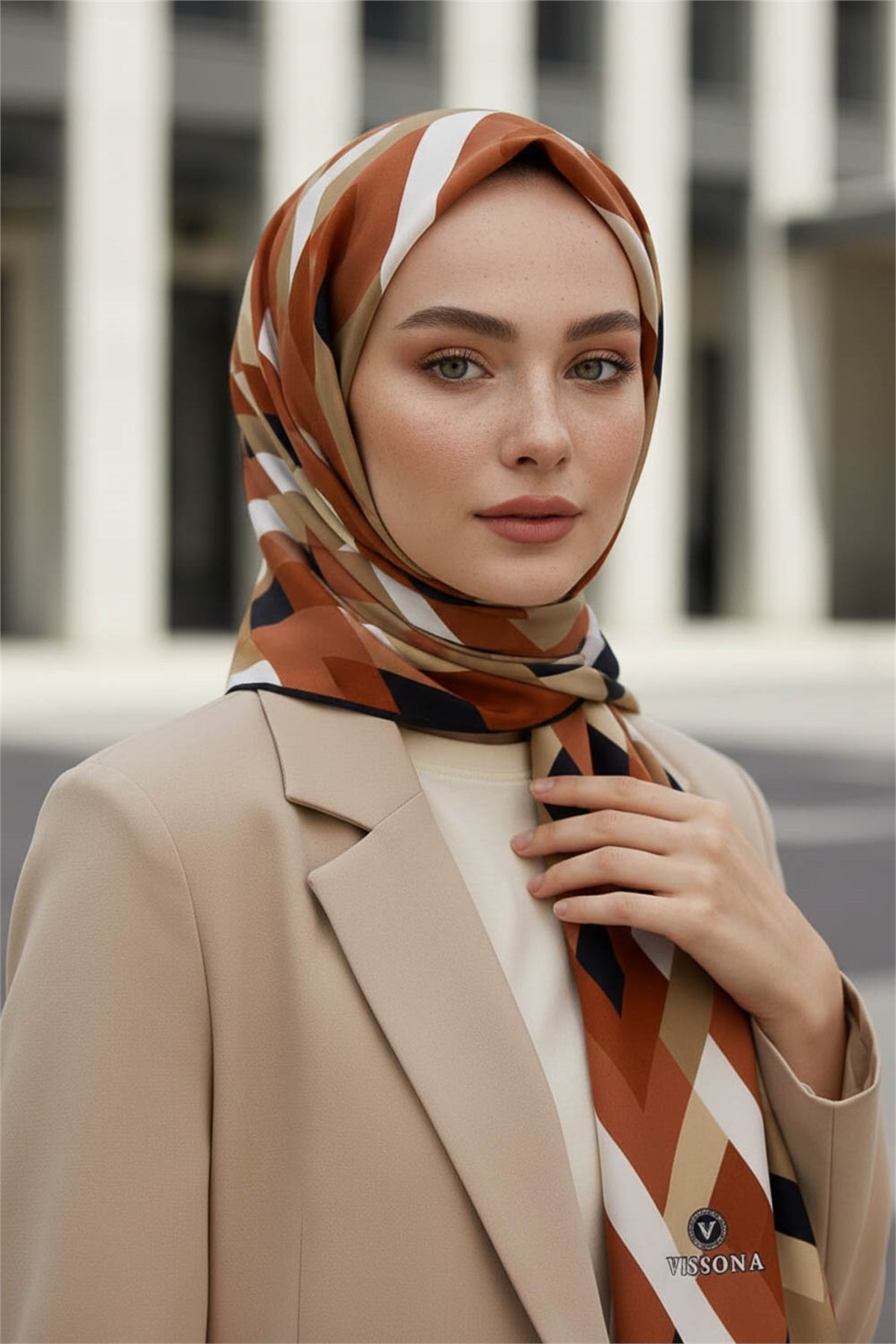 KREP GEOMETRİK DESENLİ TABA RENKLİ 75X195 KIRIŞMAZ ŞAL