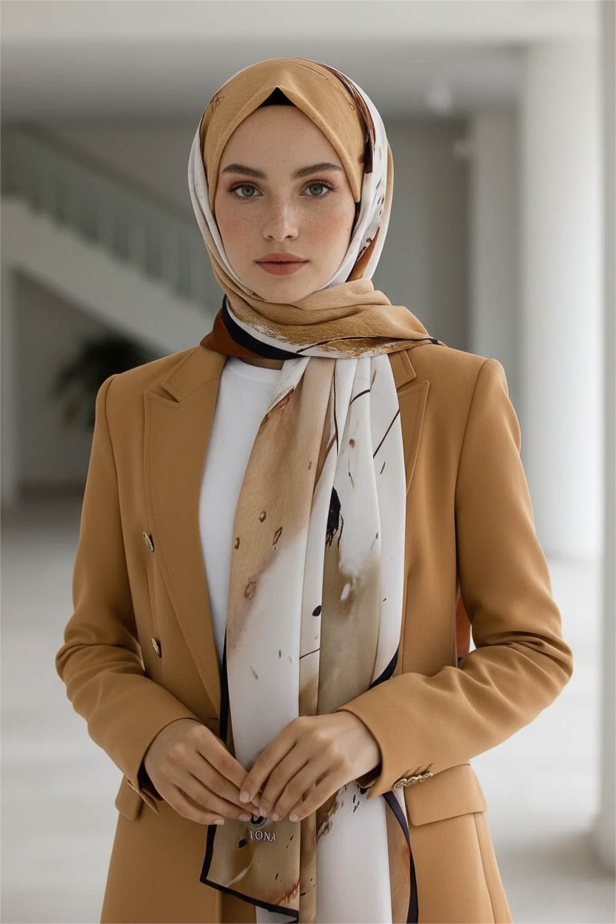 KREP BATİK DESENLİ BEJ - TABA RENKLİ 75X195 KIRIŞMAZ ŞAL