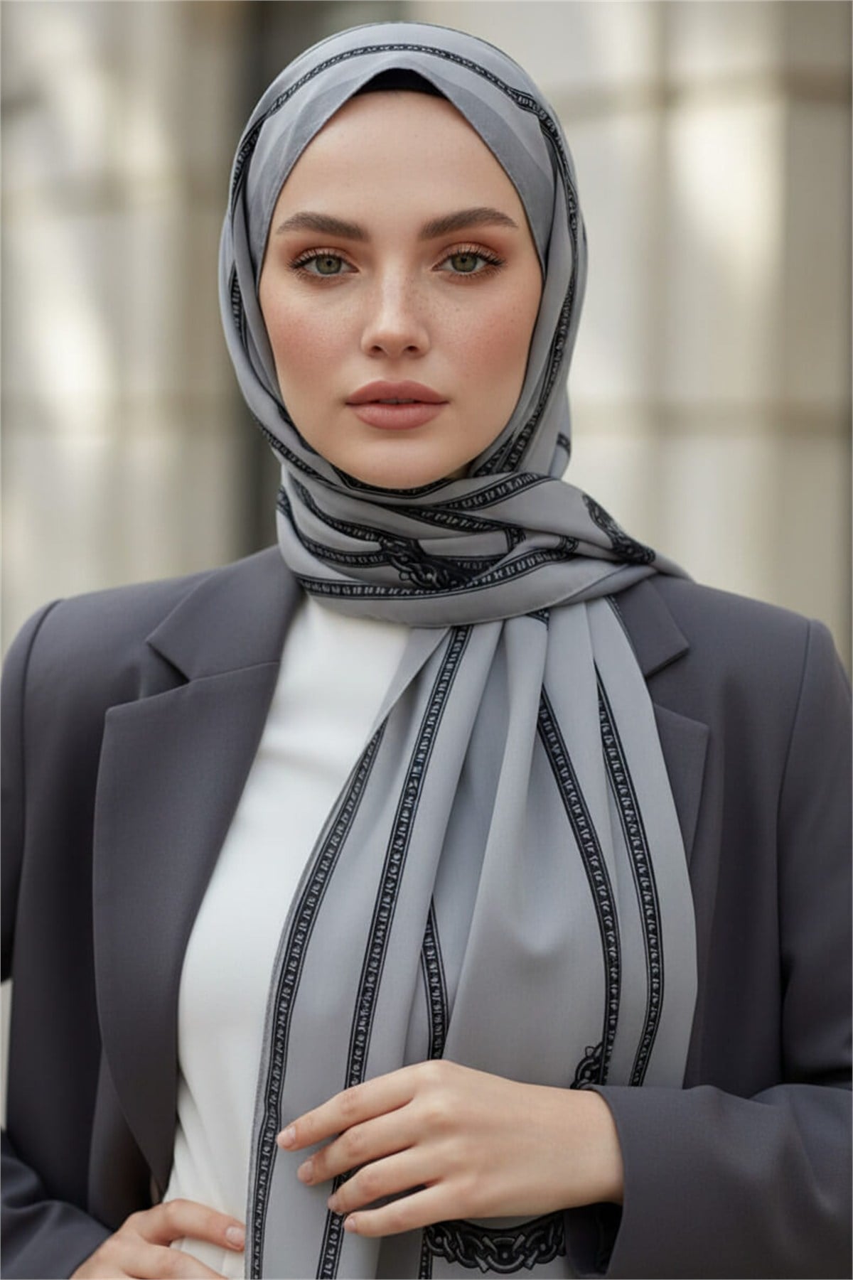 KREP ZİNCİR DESENLİ GRİ RENKLİ 75X195 KIRIŞMAZ ŞAL