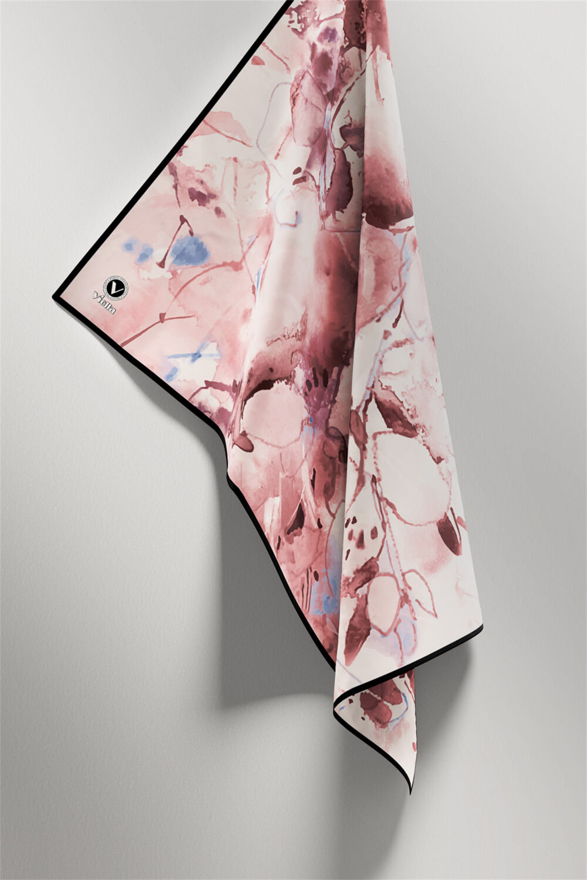 Twill Batik Çiçek Desenli Pudra Renkli 90x90 Eşarp (İpek İçermez) Kenar Dikiş Şekli El Dikişli