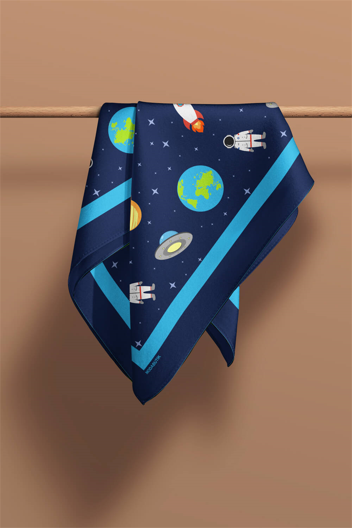 C50 Kadın Lacivert Beyaz Astronot Desenli 50x50 Bandana DG0967-22