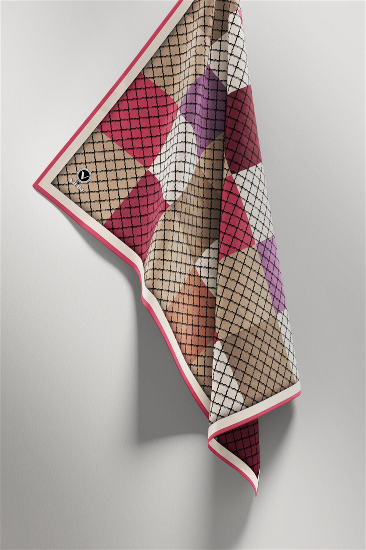 Twill Kare Desenli Pembe Renkli 90x90 Eşarp (İpek İçermez) Kenar Dikiş Şekli El Dikişli