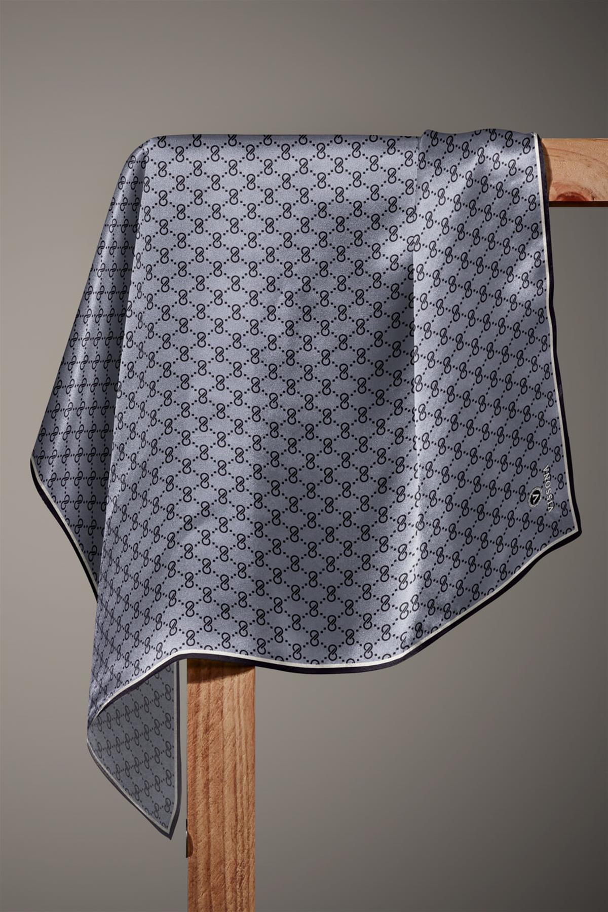 %100 Twill İpek Geometrik Desenli Siyah - Gri Renkli 90x90 Eşarp Dikim Şekli : El Dikişi