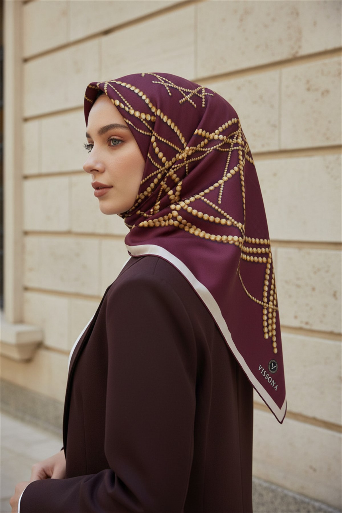 %100 Twill İpek İnci Desenli Bordo Renkli 90x90 Eşarp Kenar Dikiş Şekli : El Dikişli