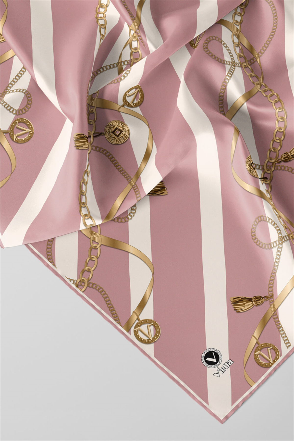 Twill Çizgili Kemer ve Zinci Desenli Pudra Renkli 90x90 Eşarp (İpek İçermez) Kenar Dikiş Şekli El Dikişli