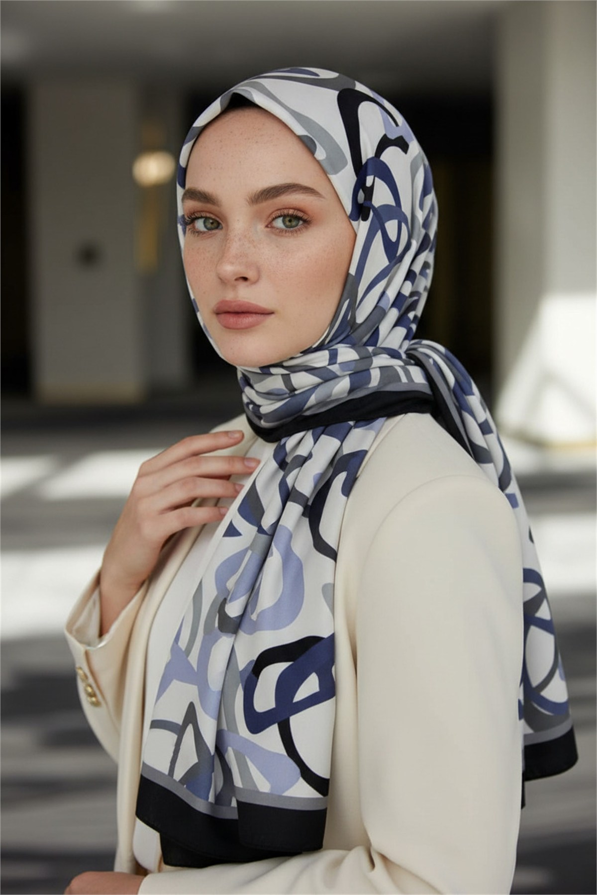 KREP BOOMERANG DESENLİ BUZ MAVİSİ RENKLİ 75X195 KIRIŞMAZ ŞAL