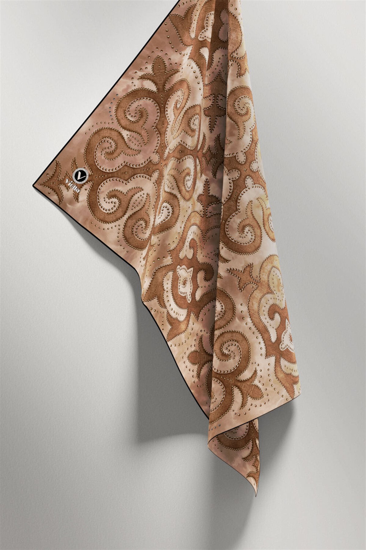 Twill Barok Desenli Bej Renkli 90x90 Eşarp (İpek İçermez) Kenar Dikiş Şekli El Dikişli