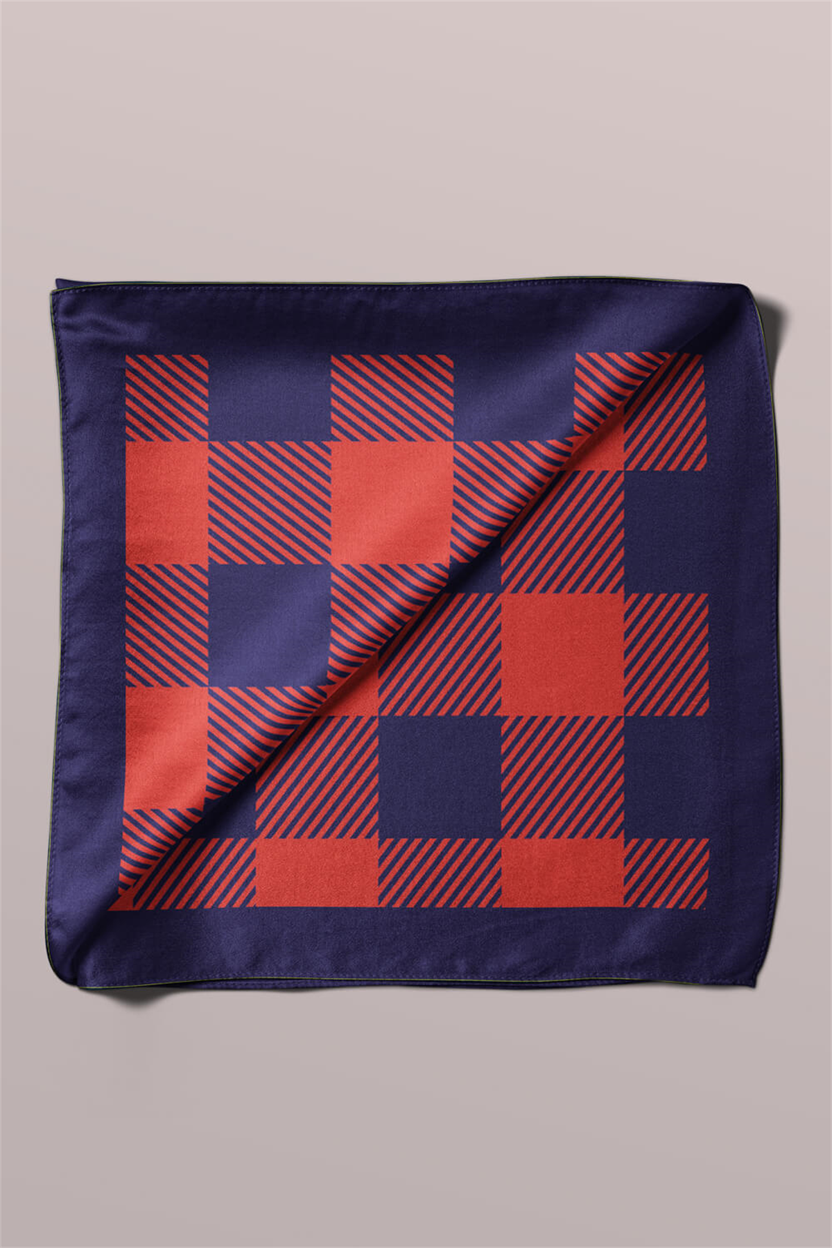 D95 Kadın Ekose Desenli Bandana 50x50 DG0172-22