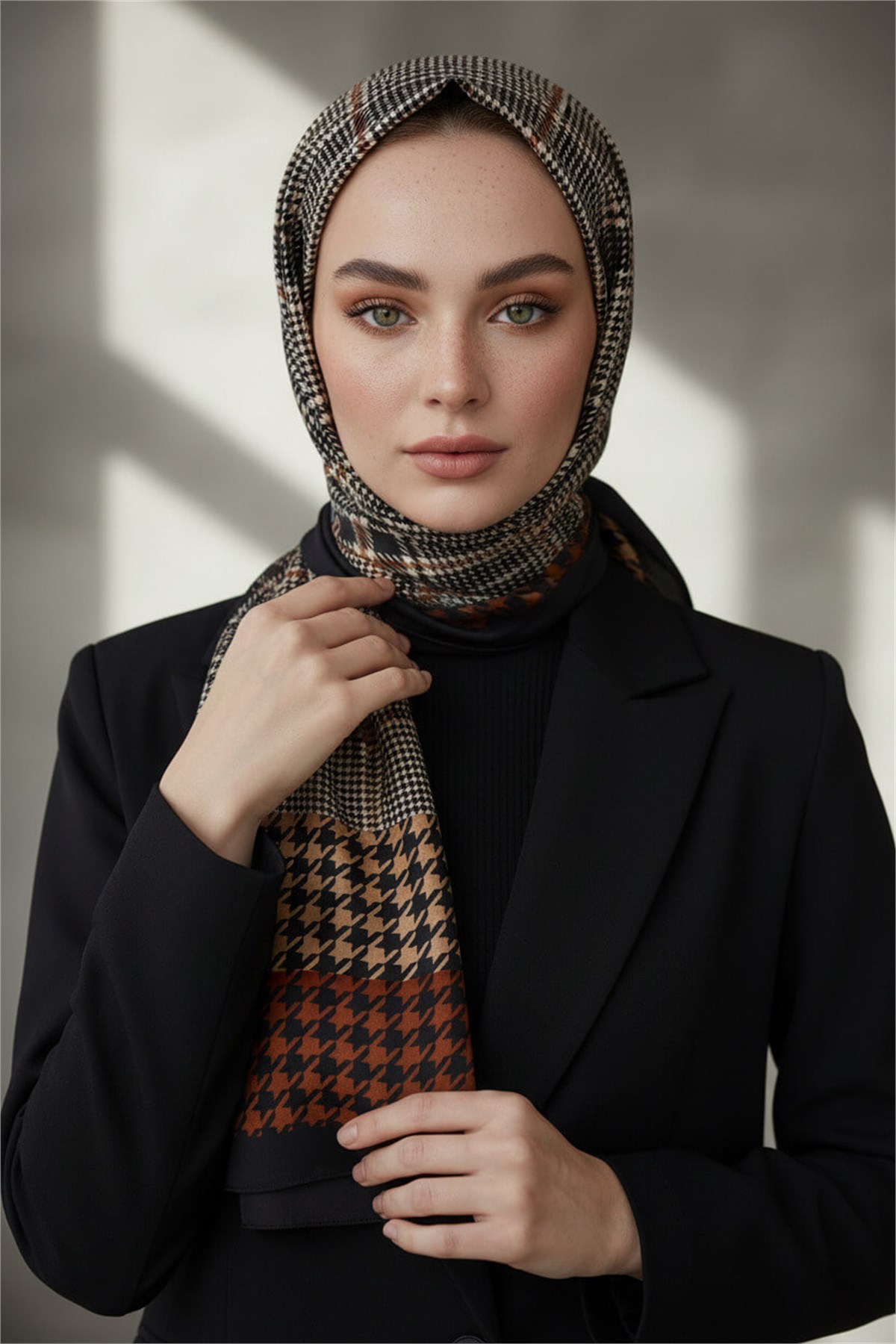 KREP EKOSELİ KAZAYAK DESENLİ TABA RENKLİ 75X195 KIRIŞMAZ ŞAL