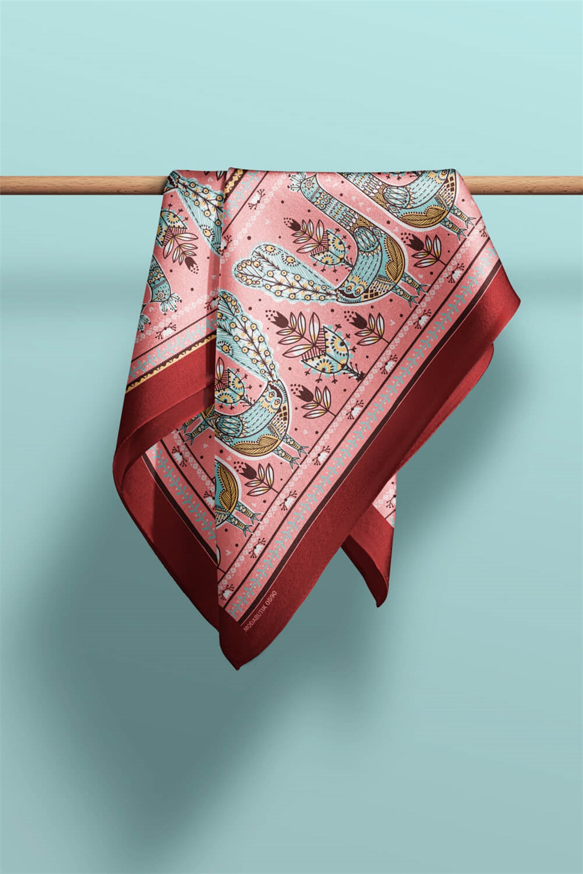 Violla Z52 Kadın Pembe Tavuskuşu Etnik Desenli 50x50 Bandana