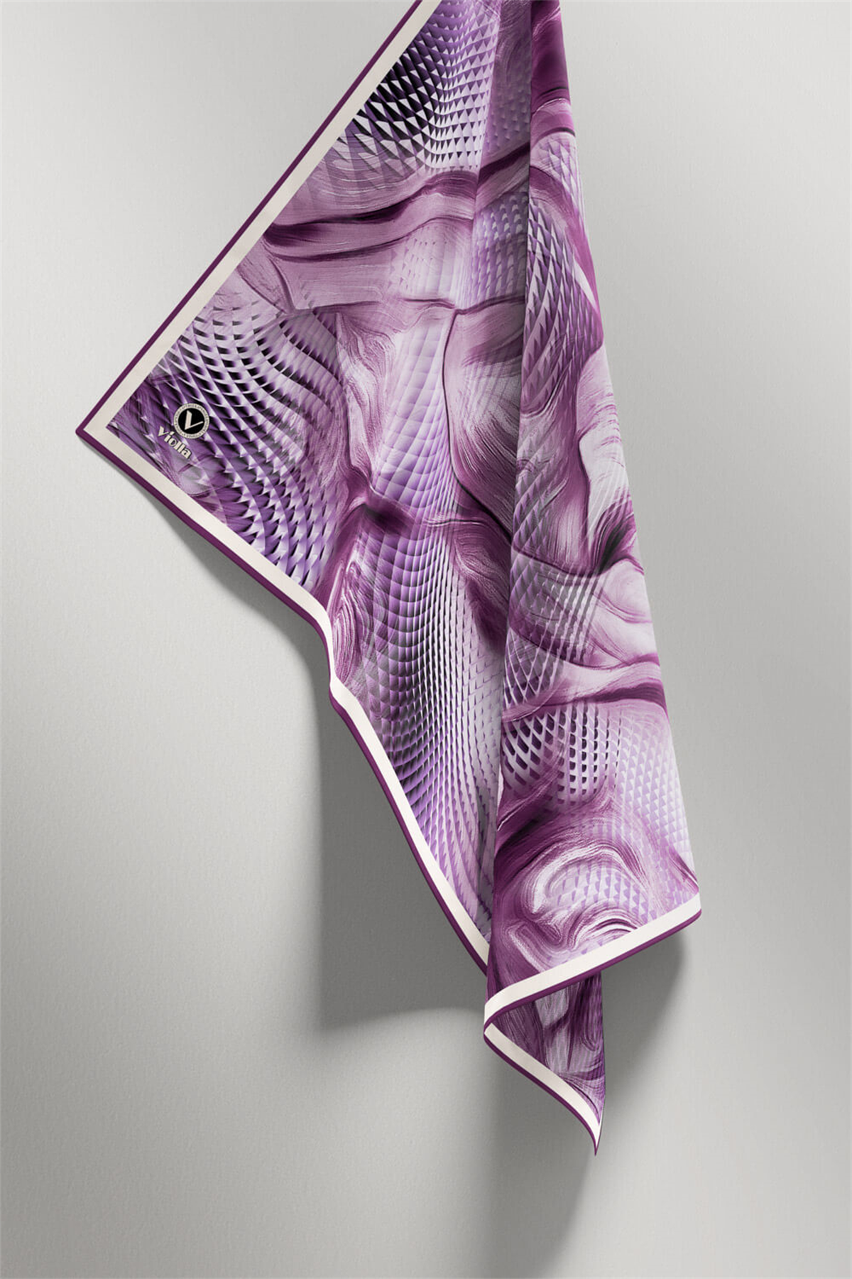 Twill Geometrik Ve Dalga Desenli Mürdüm Renkli 90x90 Eşarp (İpek İçermez) Dikim Şekli : El Dikişi
