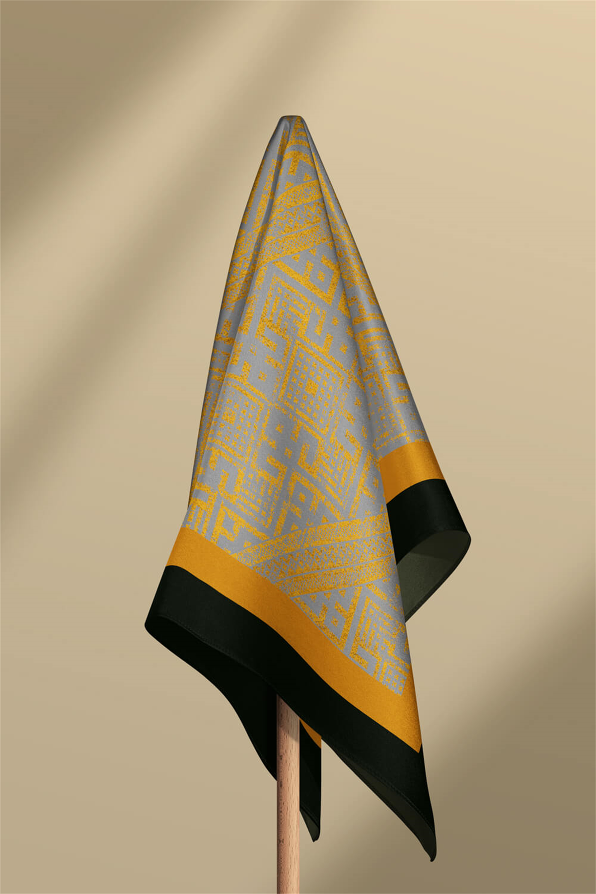 G53 Kadın Turuncu Geometrik Desenli 50x50 Bandana DG01645-2