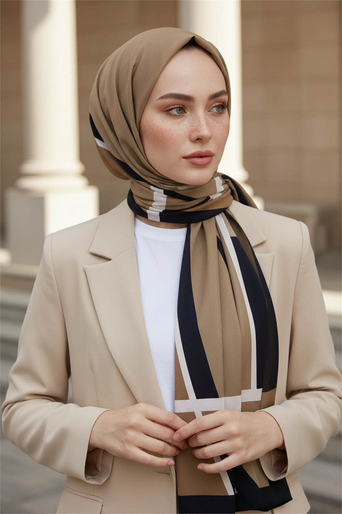 KREP GEOMETRIK DESENLİ VİZON RENKLİ 75X195 KIRIŞMAZ ŞAL