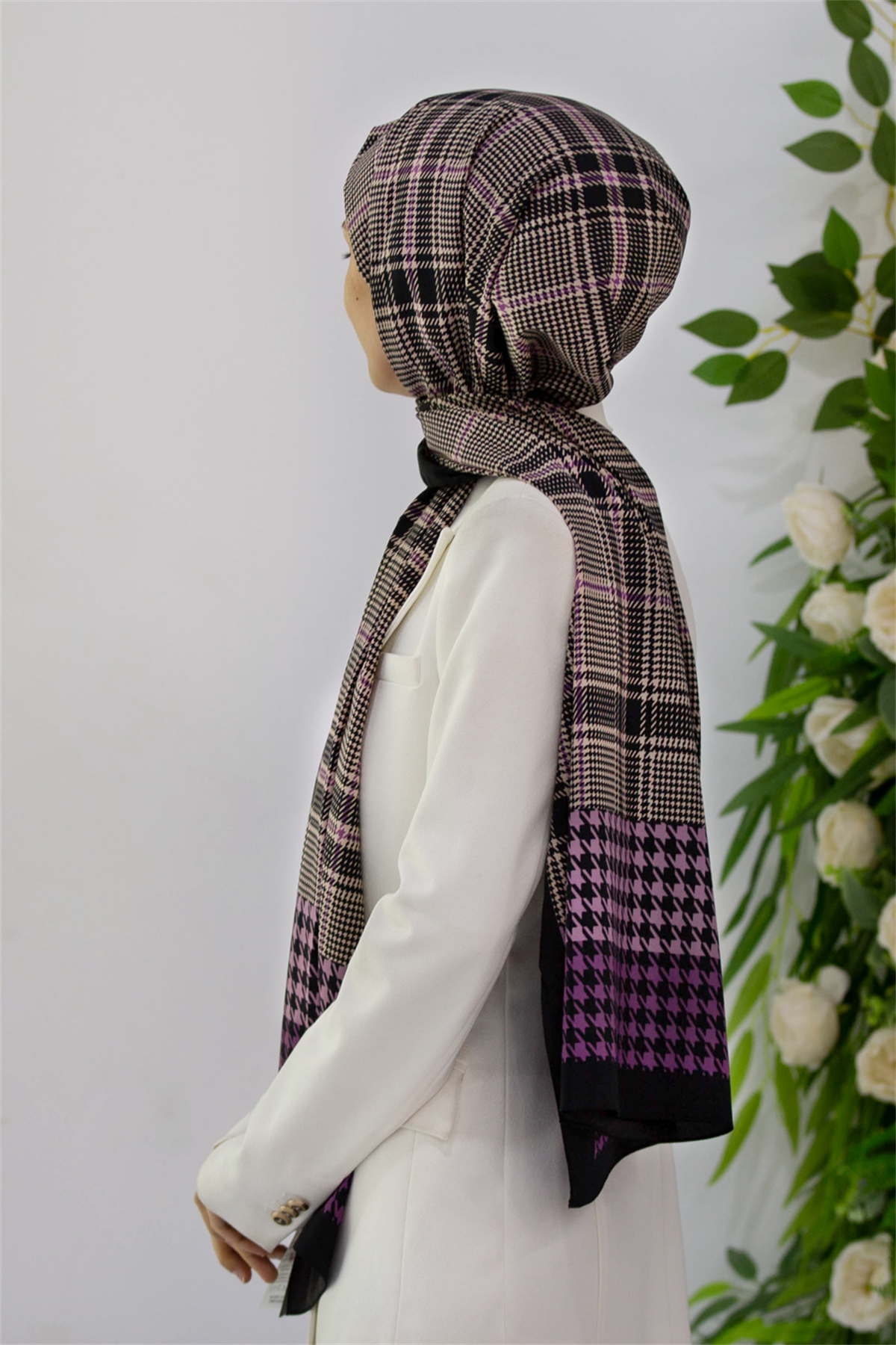 LÜKS MEDİNE İPEĞİ EKOSELİ KAZAYAK DESENLİ LİLA RENKLİ 75X195 KIRIŞMAZ ŞAL MOSS KREP DİKİŞ TİPİ İTALYAN DİKİŞLİ
