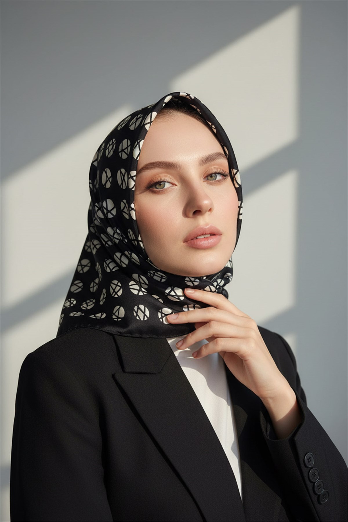%100 Twill İpek Eşarp 90x90 Çizgili Desenli El Dikişli Kadın Eşarp