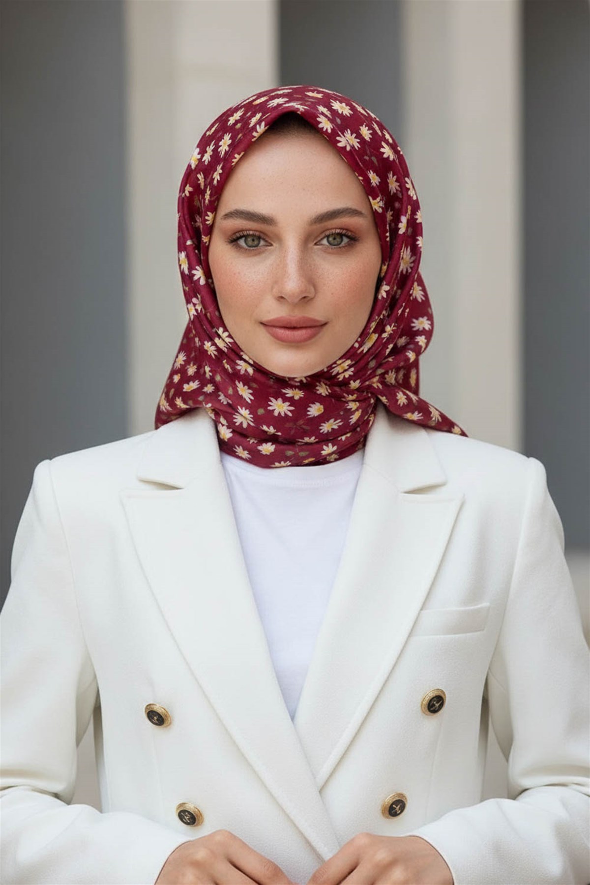 %100 Twill İpek Papatya Desenli Bordo Renkli 90x90 Eşarp Dikim Şekli : El Dikişi