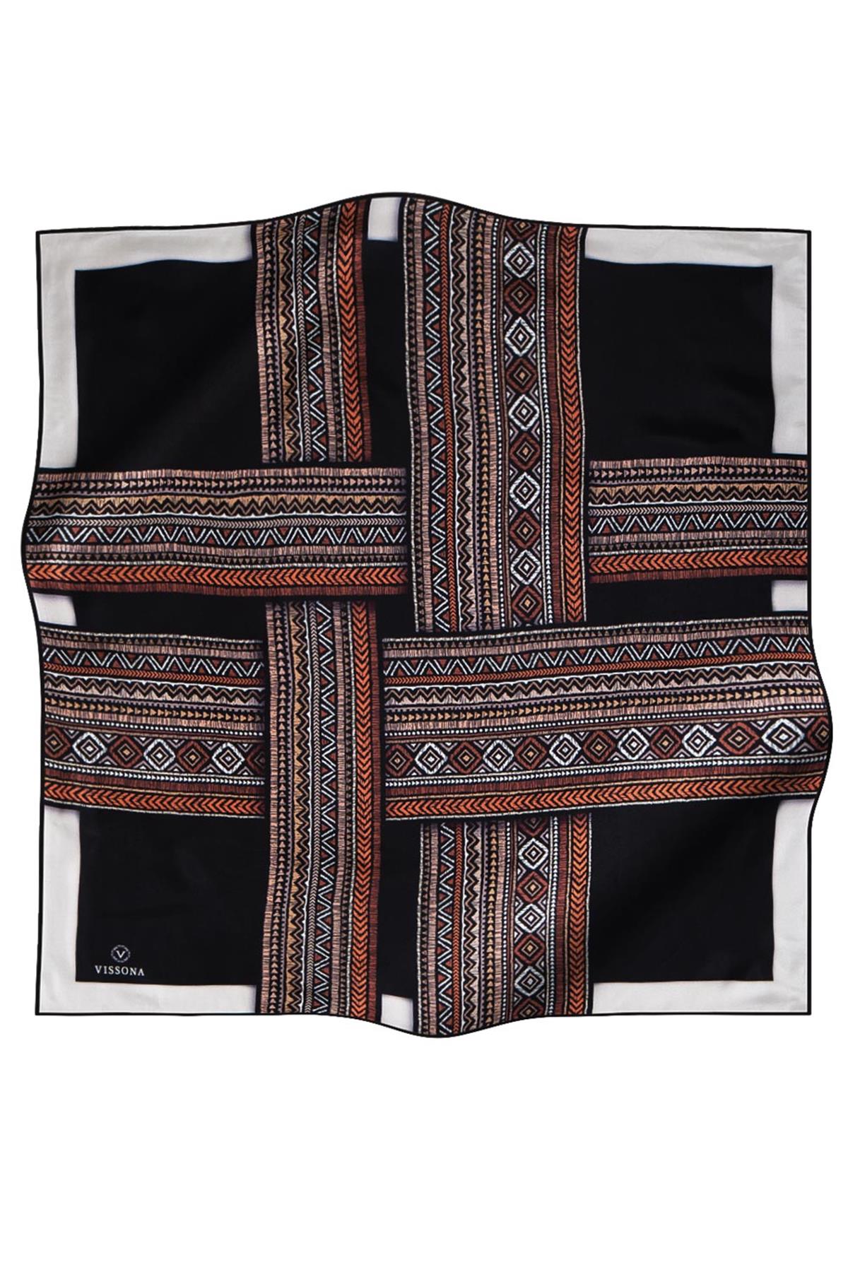 %100 Twill İpek Etnik Desenli Siyah - Taba Renkli 90x90 Eşarp Dikim Şekli : El Dikişi