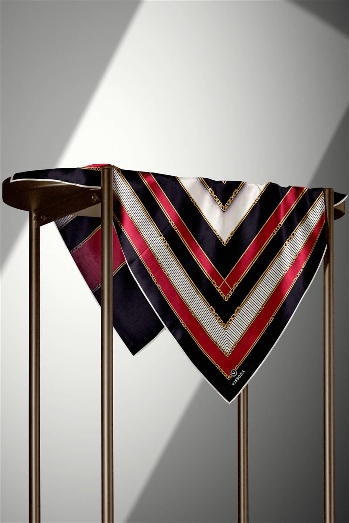 %100 Twill İpek Zincir Detaylı Geometrik Desenli Bordo - Siyah Renkli 90x90 Eşarp Dikim Şekli : El Dikişi