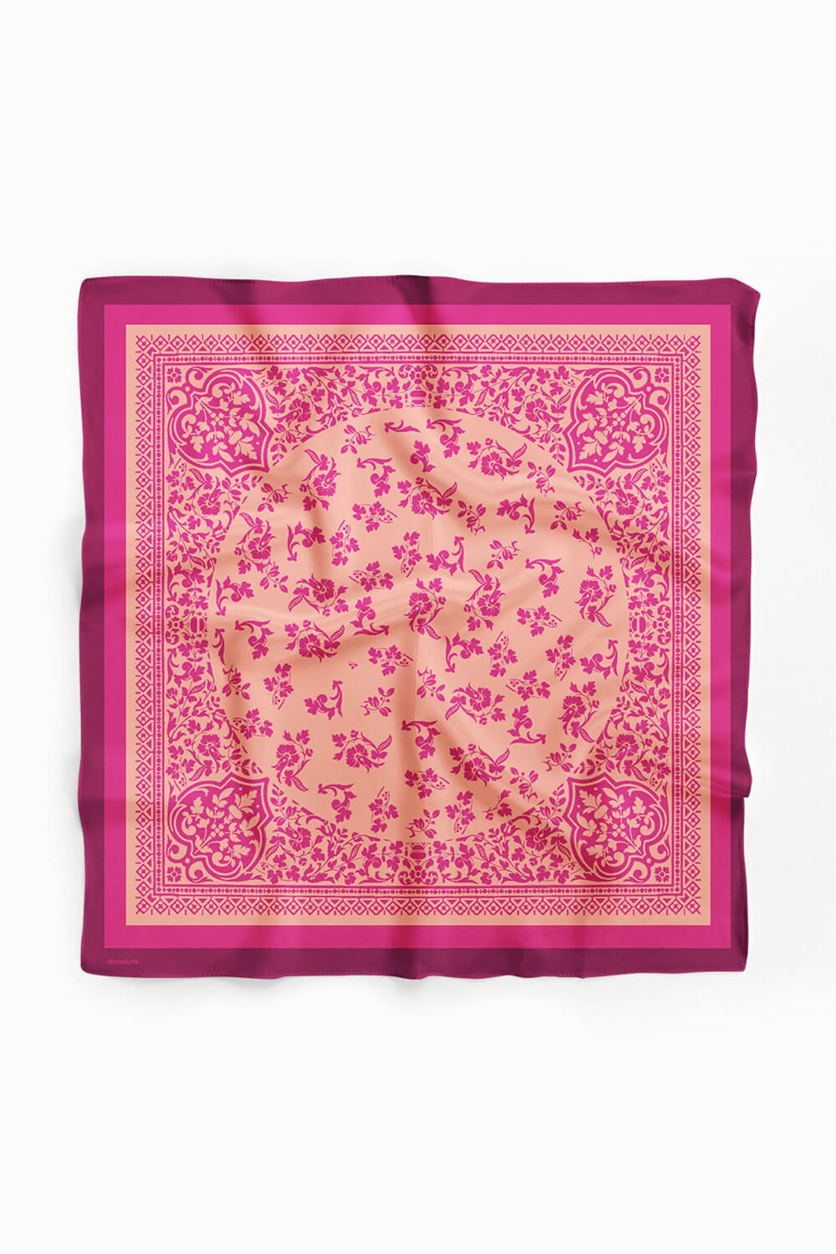 Violla E110 Kadın Vintage Desenli Bandana 50x50 Pembe DG0206-22 Snz