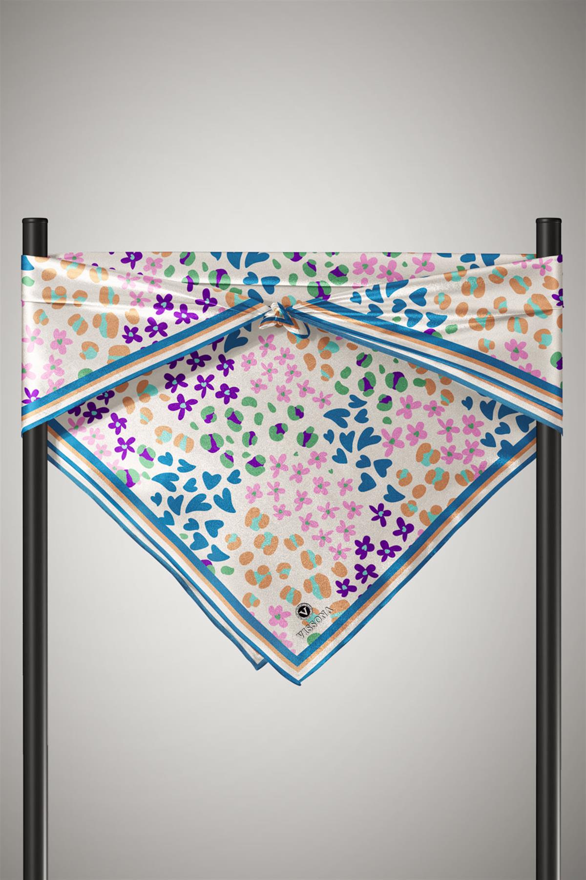 %100 Twill İpek Kalpli Leopar Desenli İndigo - Pembe Renkli 90x90 Eşarp Dikim Şekli : El Dikişi