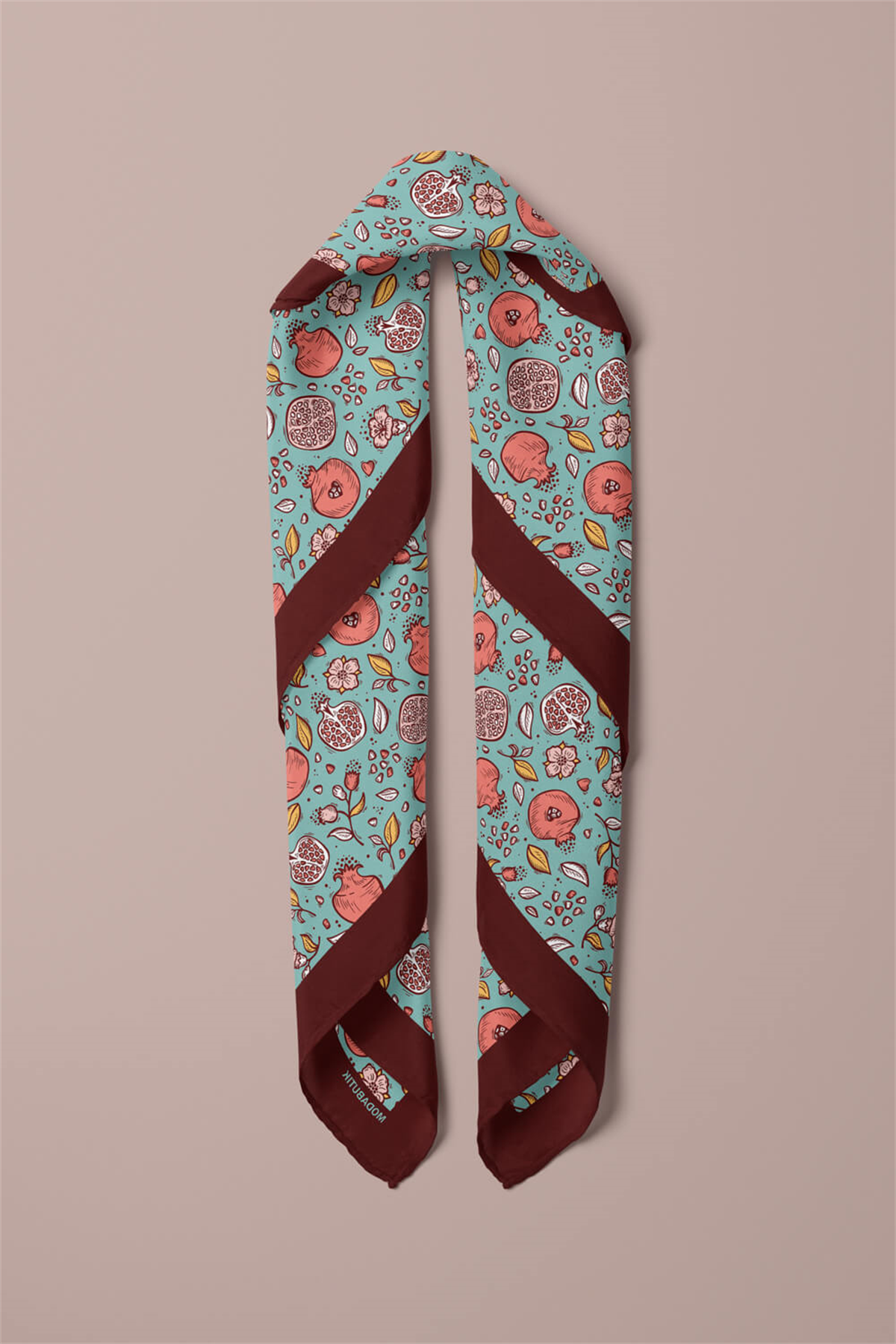 Kadın Açık Mavi Küçük Nar Desenli 50x50 Bandana