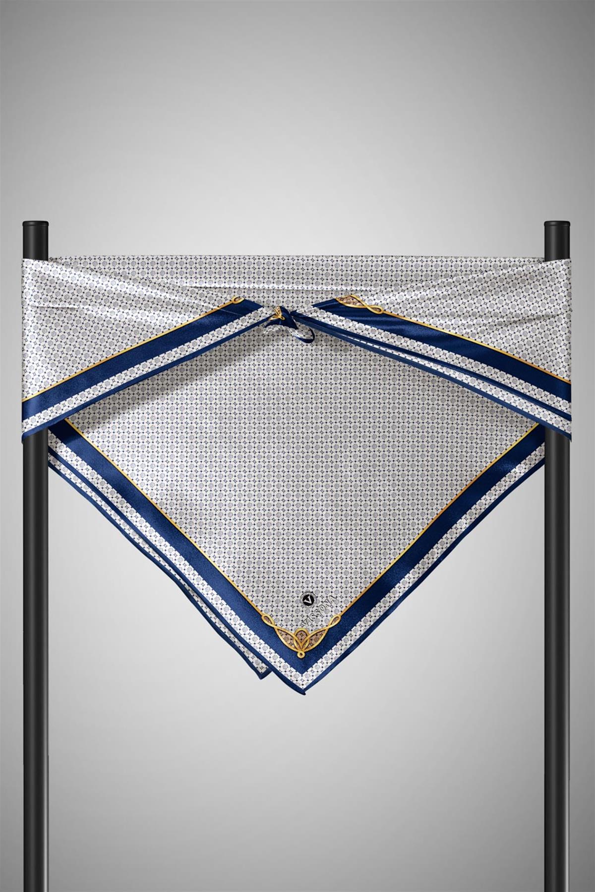 %100 Twill İpek Minik Motif Desenli Krem - Lacivert Renkli 90x90 Eşarp Dikim Şekli : El Dikişi