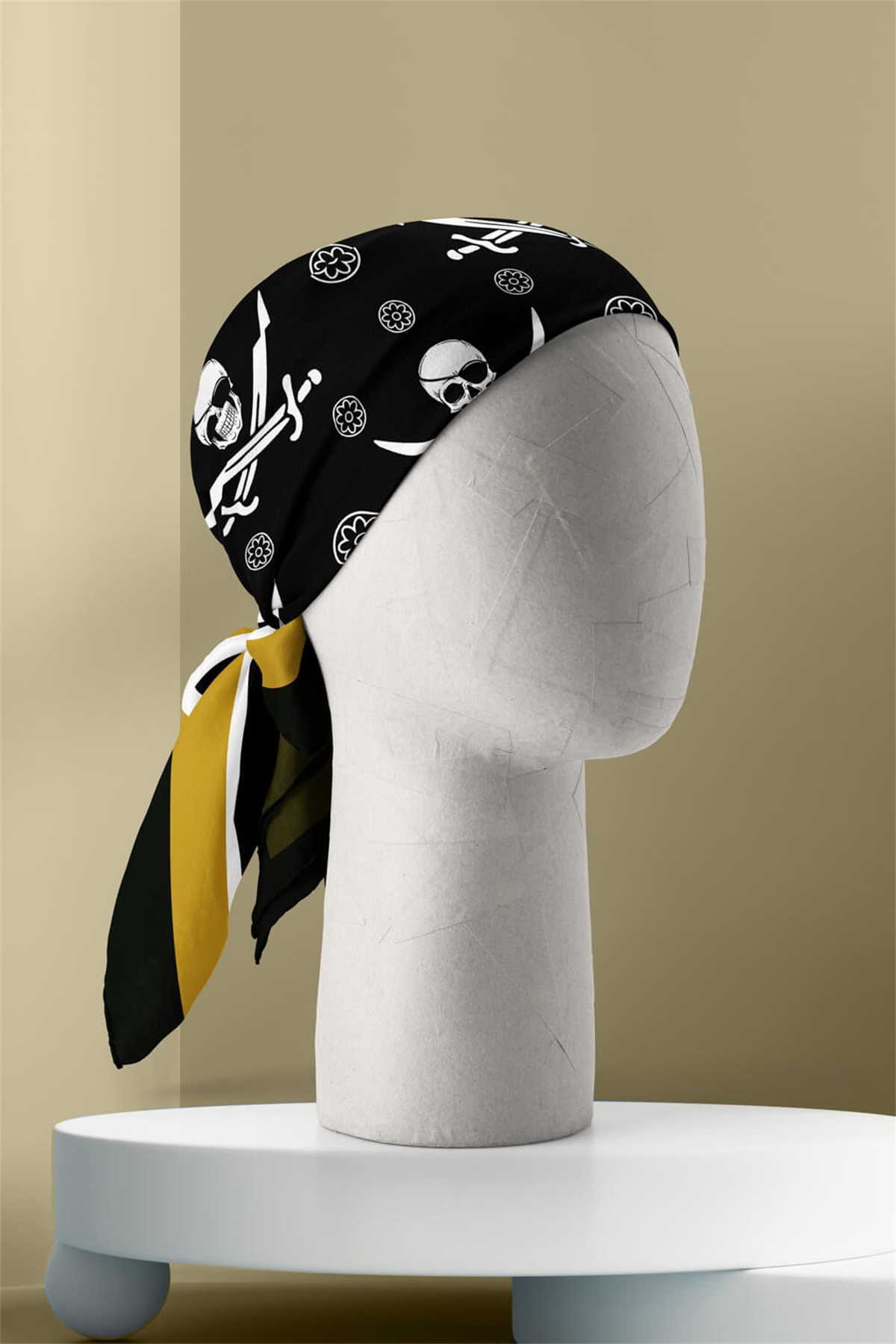 F89 Kadın Kurukafa Desenli 50x50 Bandana HYL DG01552-22