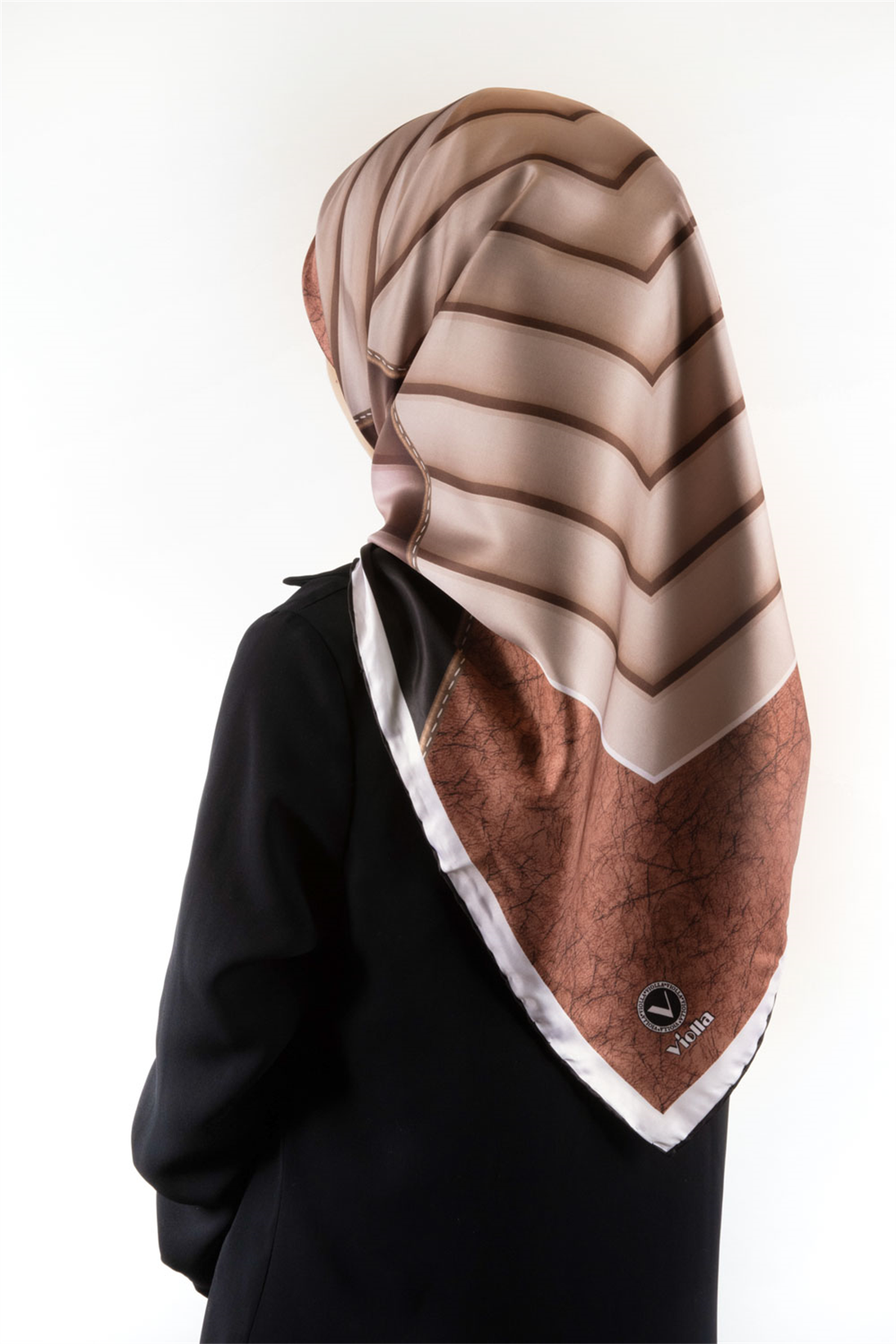 Twill Zigzag Desenli Bakır Renkli 90x90 Eşarp (İpek İçermez) Kenar Dikiş Şekli El Dikişli