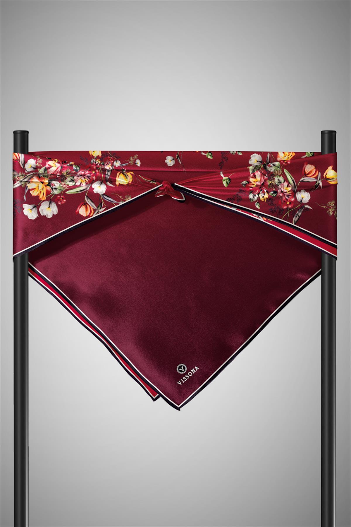 %100 Twill İpek Sonsuz Çiçek Desenli Bordo Renkli 90x90 Eşarp Dikim Şekli : El Dikişi