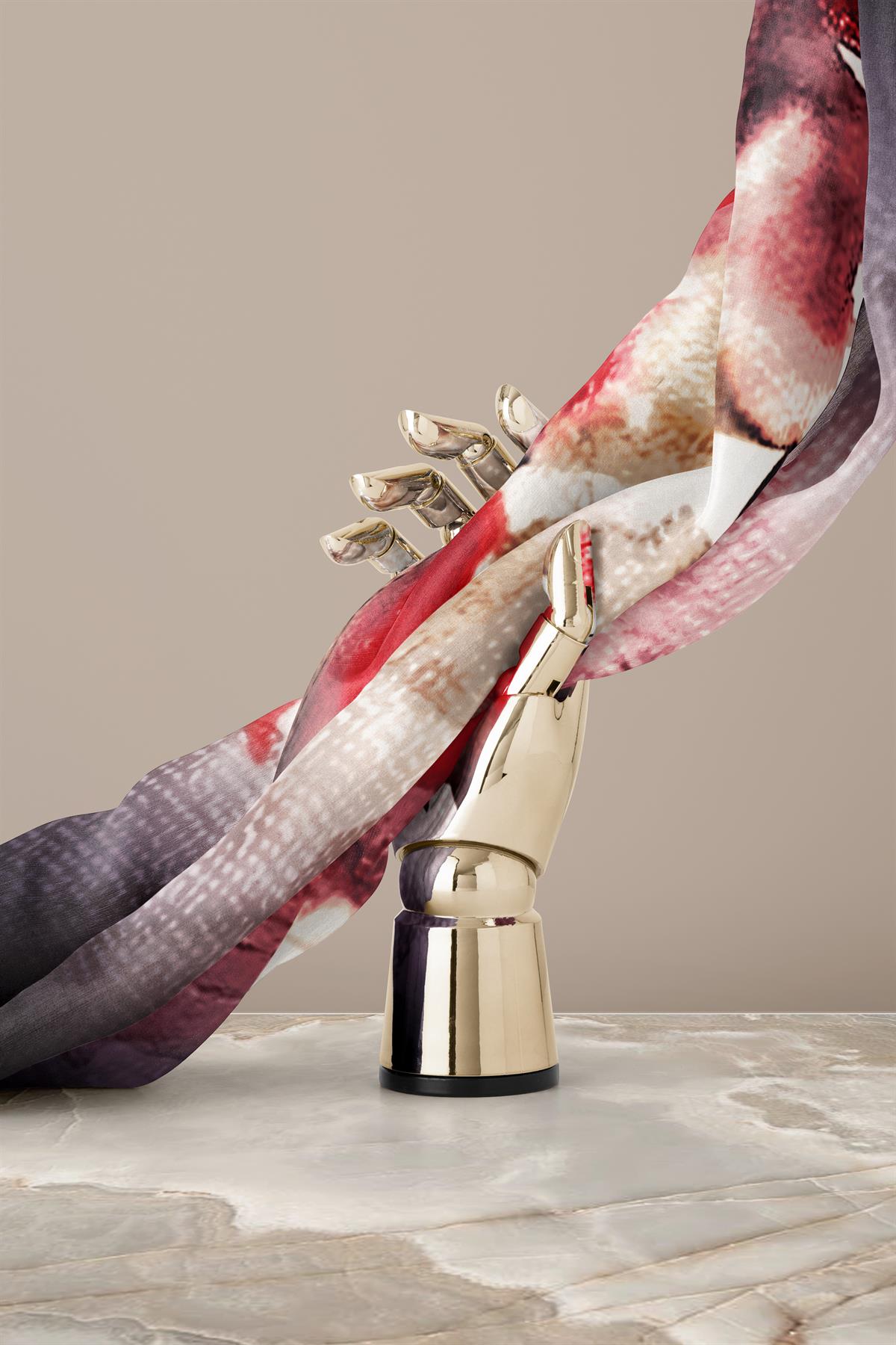 %100 Twill İpek Suluboya Çiçek Desenli Hardal - Bordo Renkli 90x90 Eşarp Dikim Şekli : El Dikişi