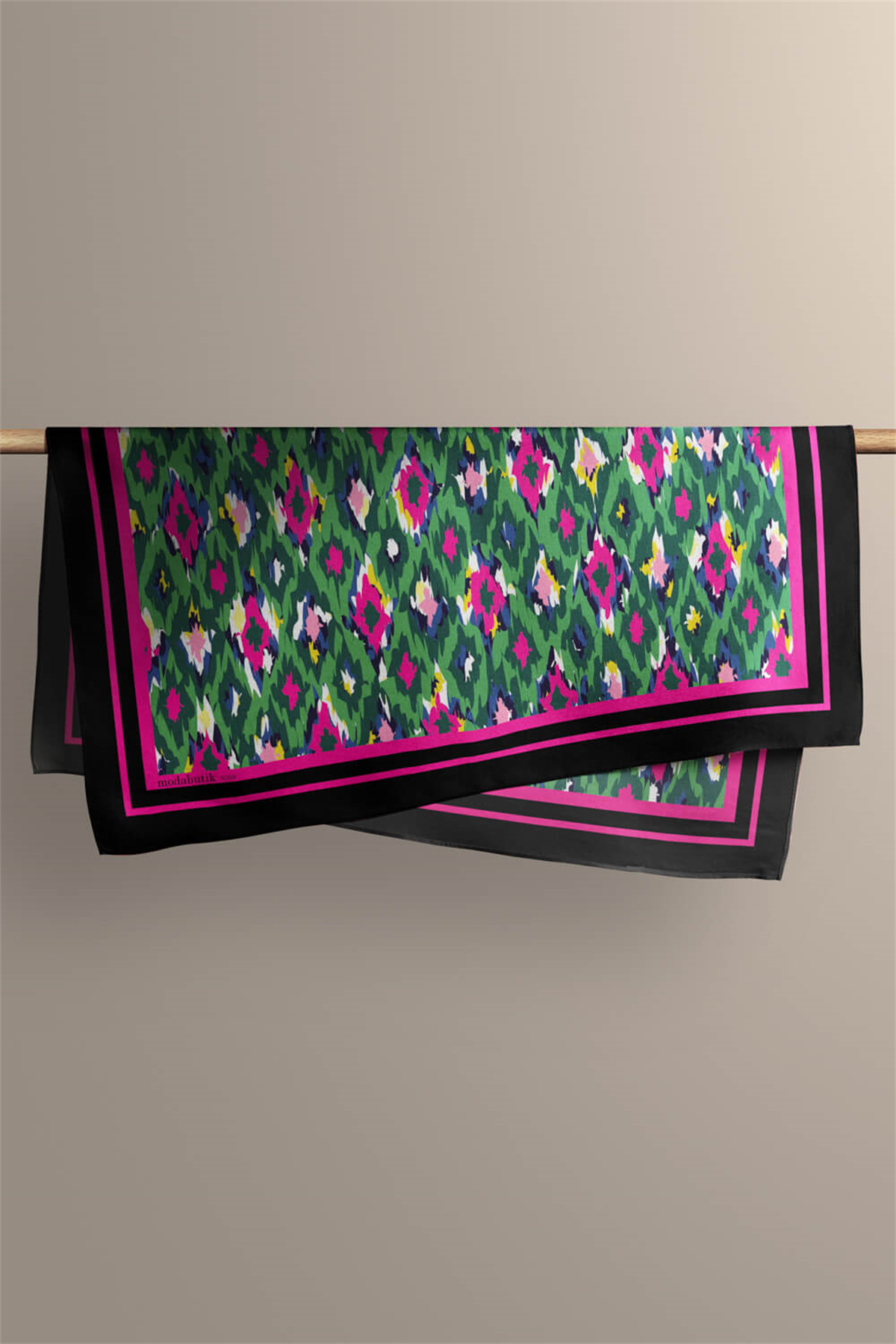 G120 KADIN DESENLİ BANDANA