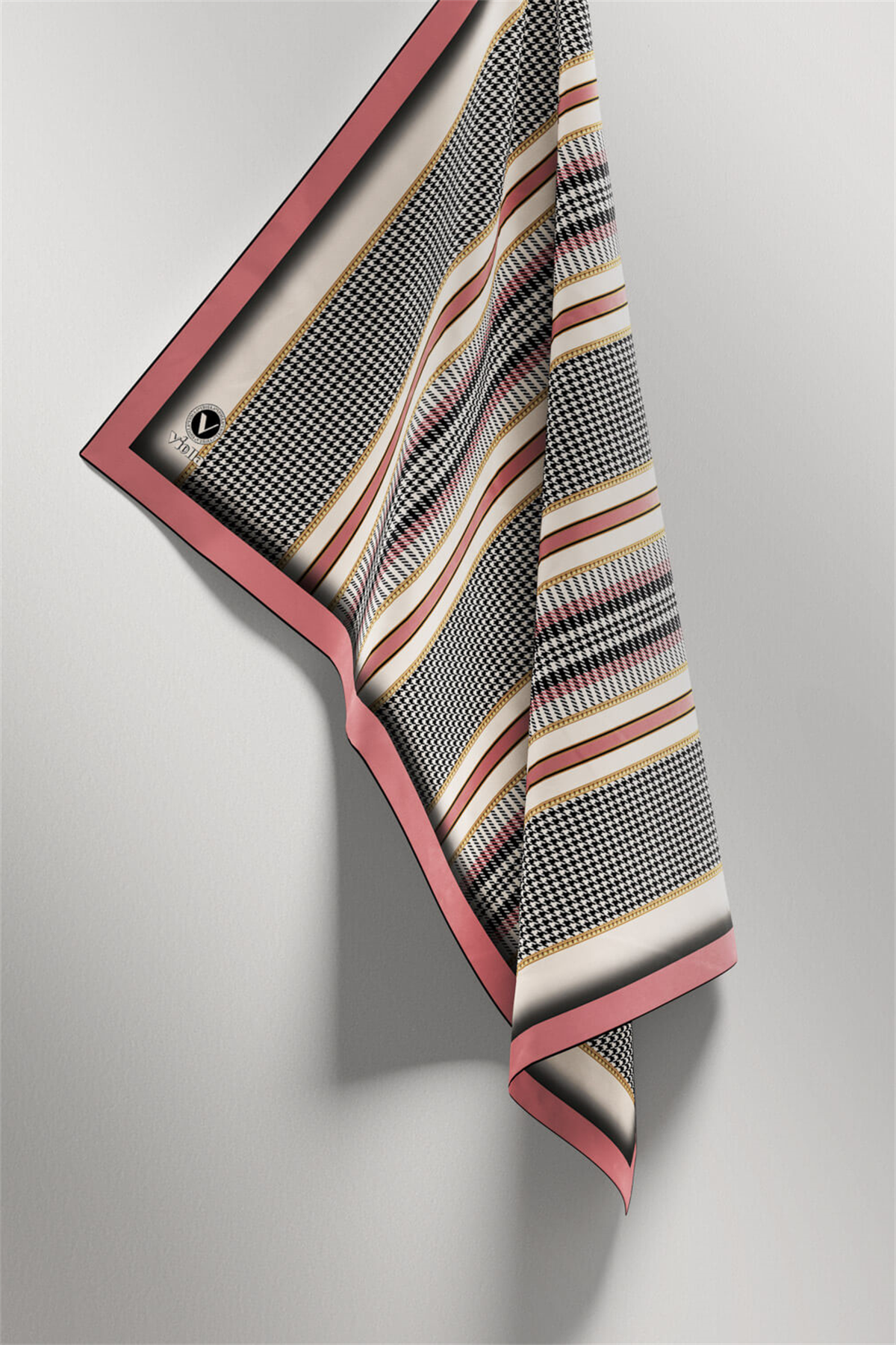 Twill Kazayaklı Şerit Desenli Pudra Renkli 90x90 Eşarp (İpek İçermez) Kenar Dikiş Şekli El Dikişli