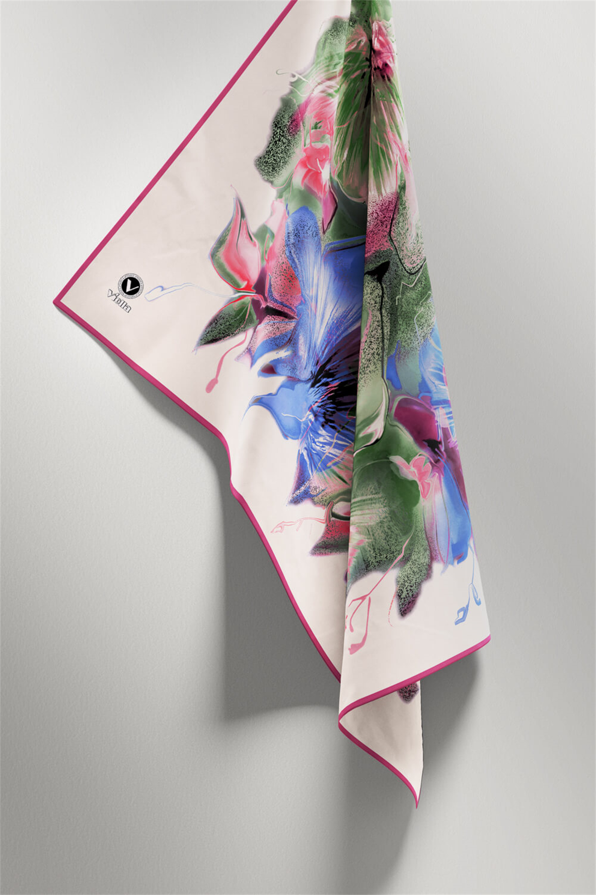 Twill Çiçek Desenli Pembe - Saks Renkli 90x90 Eşarp (İpek İçermez) Kenar Dikiş Şekli El Dikişli
