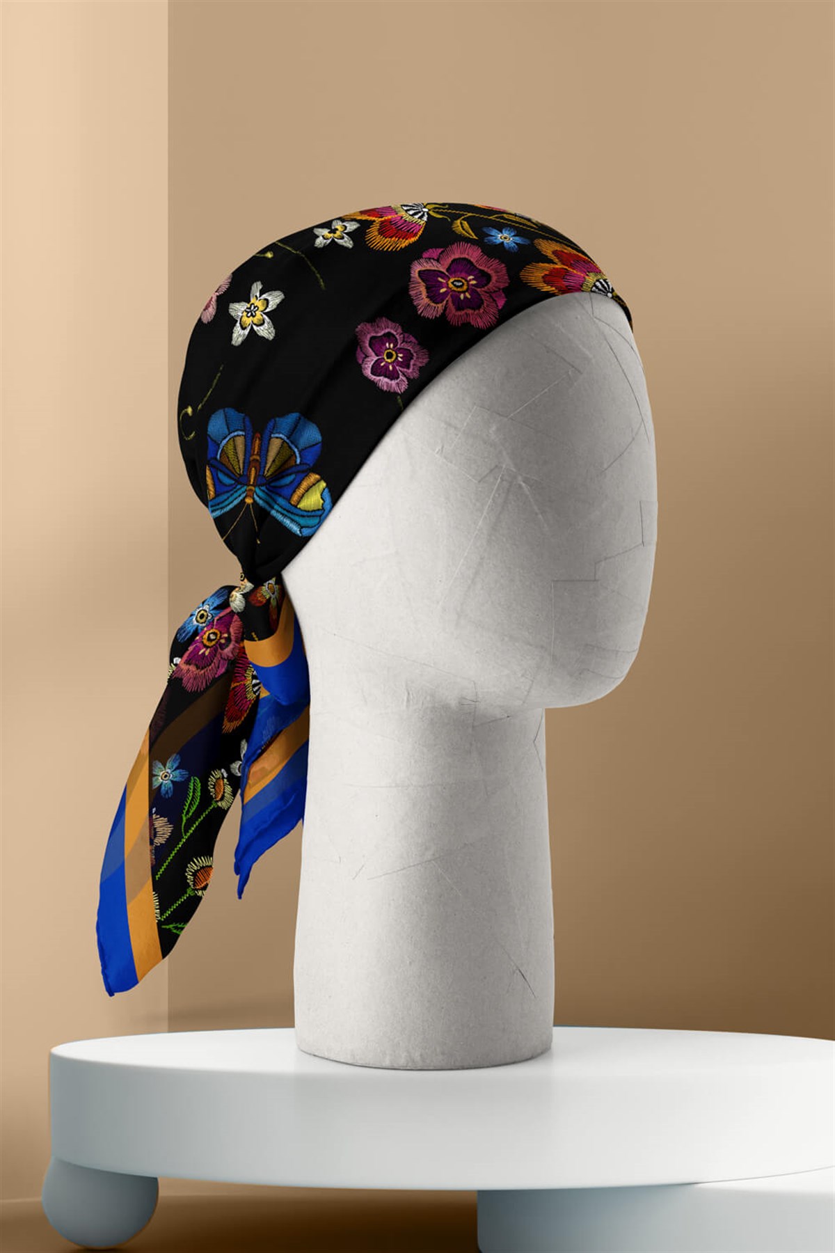 Z55 Violla Kelebek Desenli Bandana