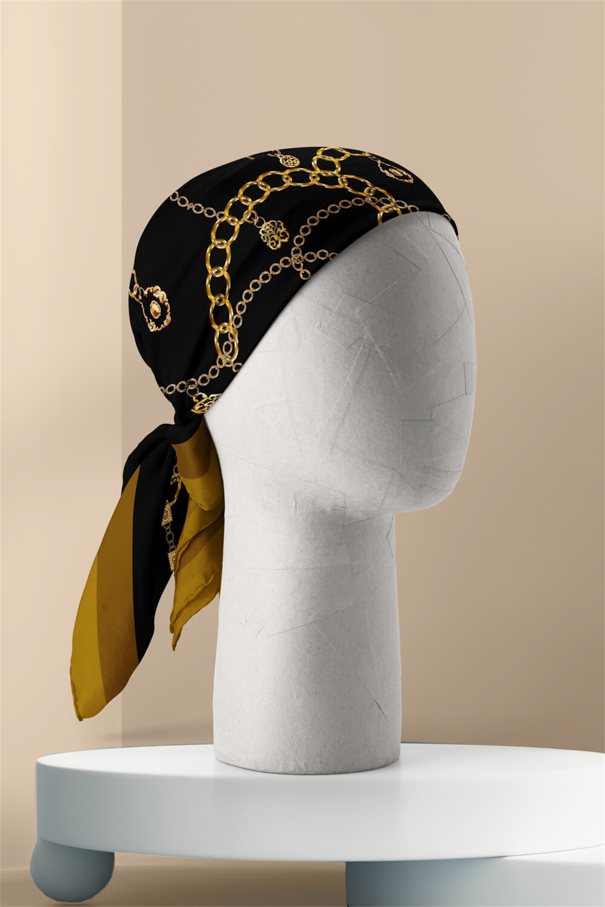 H13 Kadın Siyah Sarı Zincir Desenli 50x50 Bandana