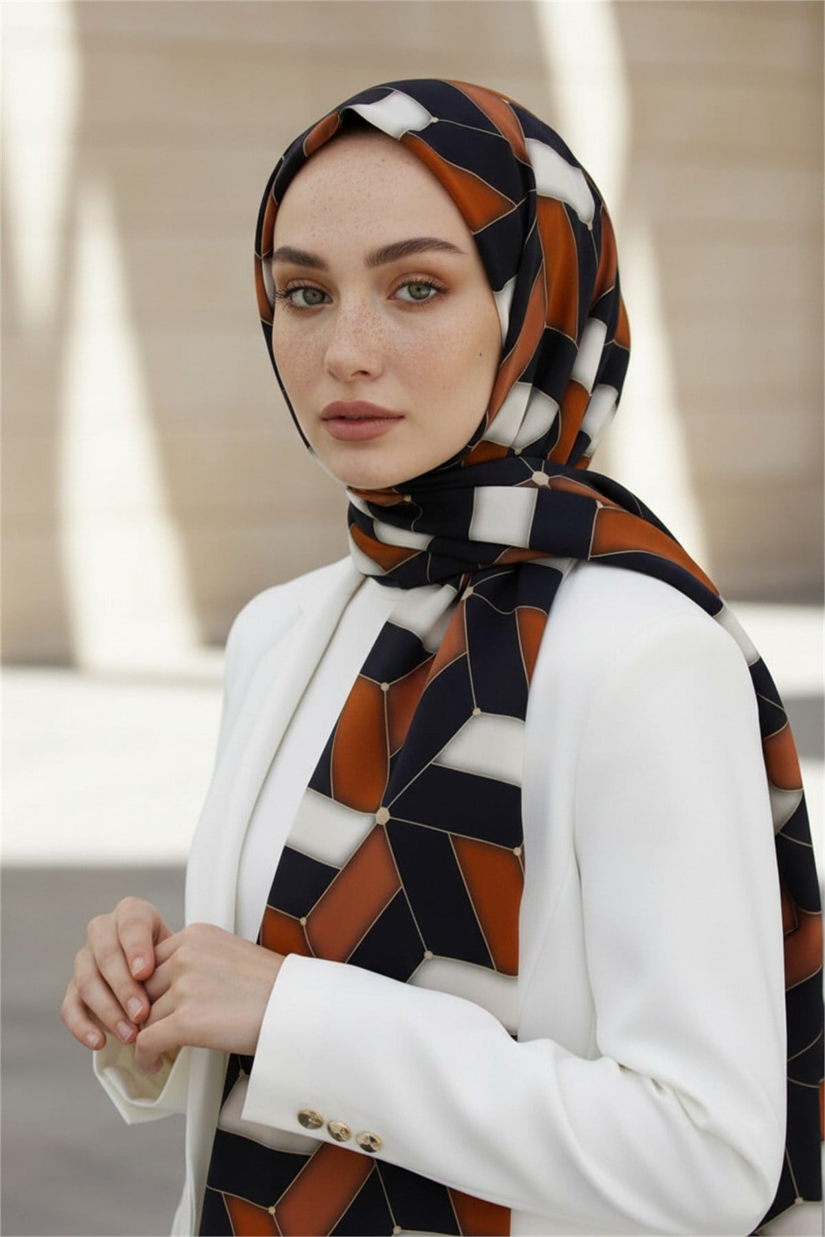 KREP GEOMETRİK DESENLİ TABA RENKLİ 75X195 KIRIŞMAZ ŞAL
