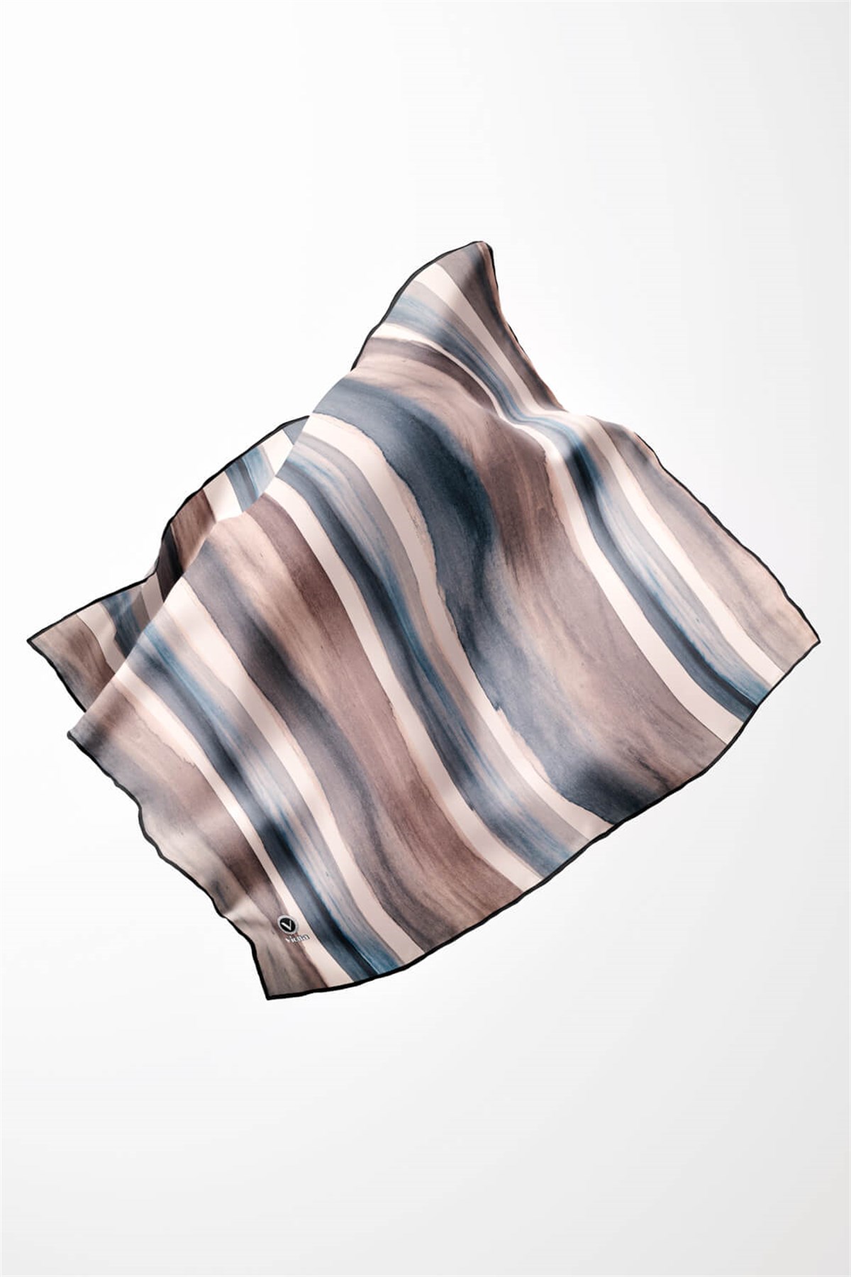 Twill Suluboya Çizgi Desenli Vizon Renkli 90x90 Eşarp (İpek İçermez) Kenar Dikiş Şekli El Dikişli