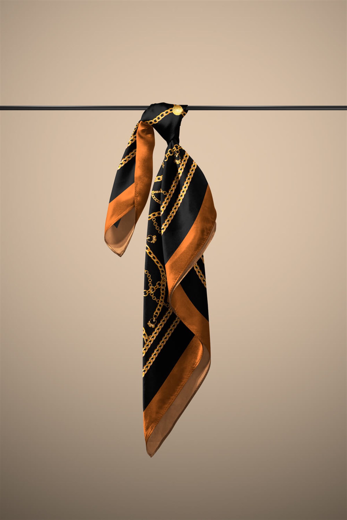 Violla C28 Kadın Sarı Siyah Zincir Desenli 50x50 Bandana HYL DG01611-22