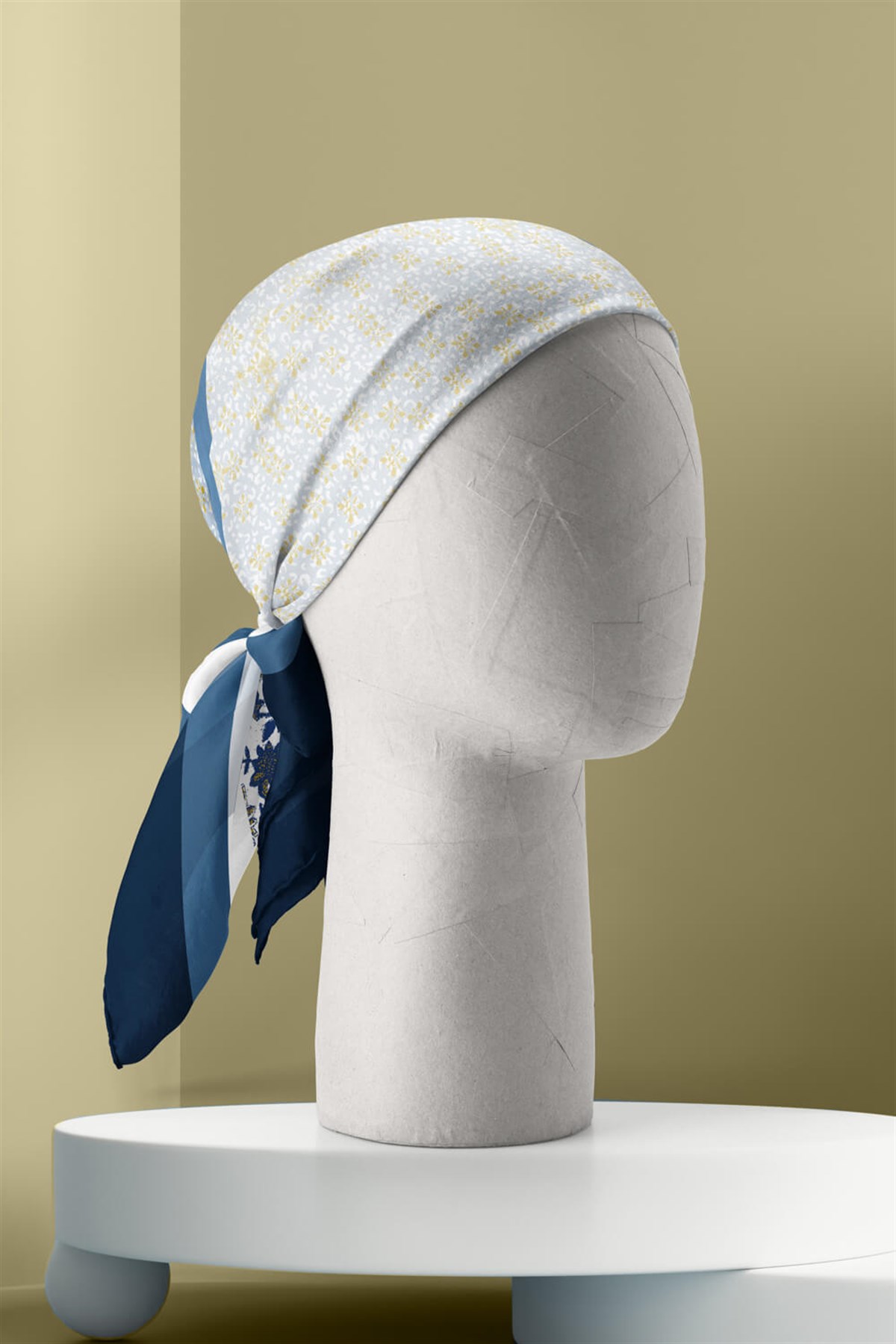 G15 Kadın Sarı Mavi Dora Desenli 50x50 Bandana