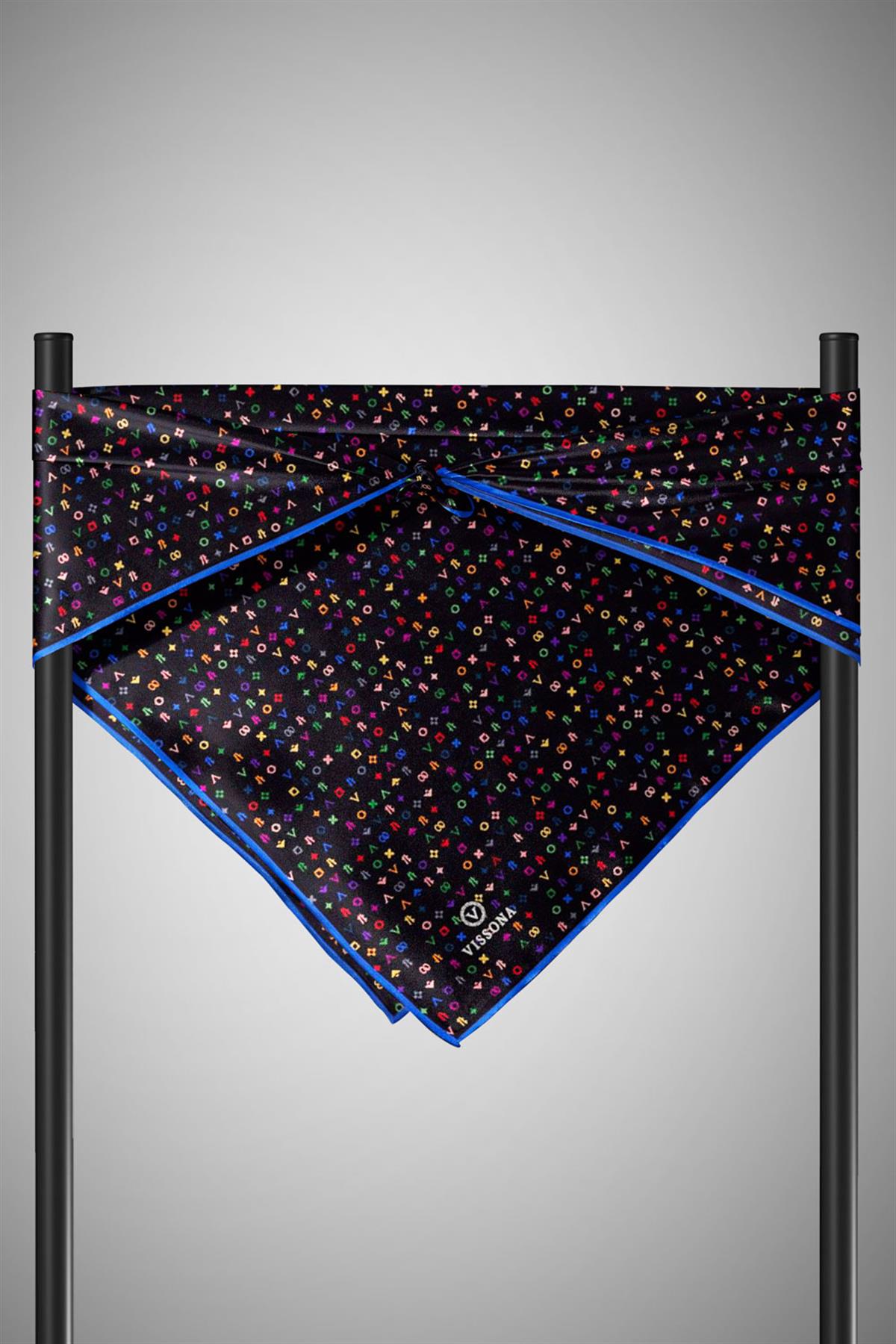 %100 Twill İpek Çıtır Motif Desenli Siyah - Saks Renkli 90x90 Eşarp Dikim Şekli : El Dikişi