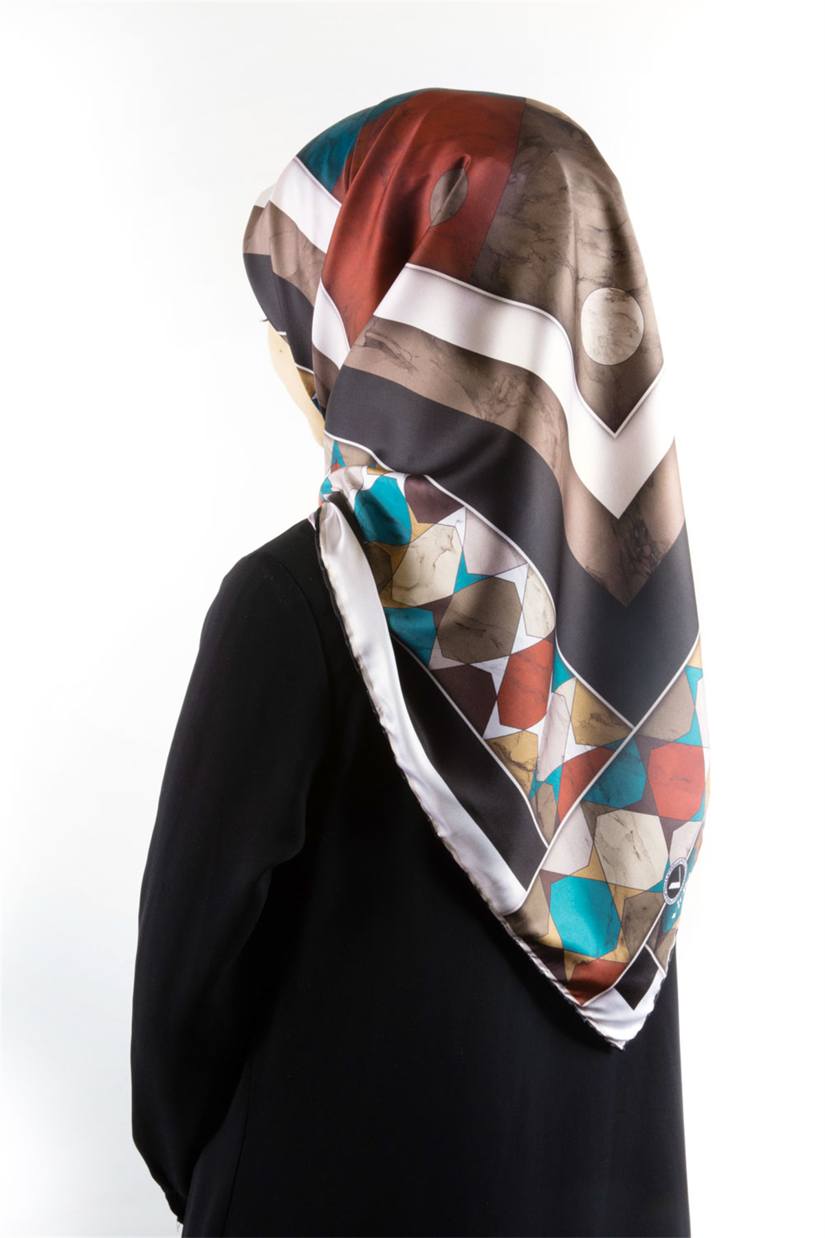 Twill Geometrik Mermer Desenli Siyah Renkli 90x90 Eşarp (İpek İçermez) Kenar Dikiş Şekli El Dikişli