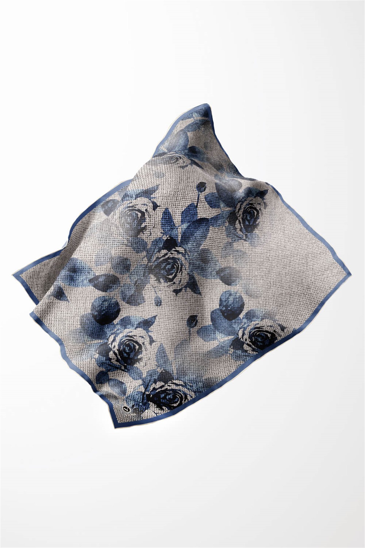 Twill Gül Desenli Bebe Mavisi Renkli 90x90 Eşarp (İpek İçermez) Kenar Dikiş Şekli El Dikişli