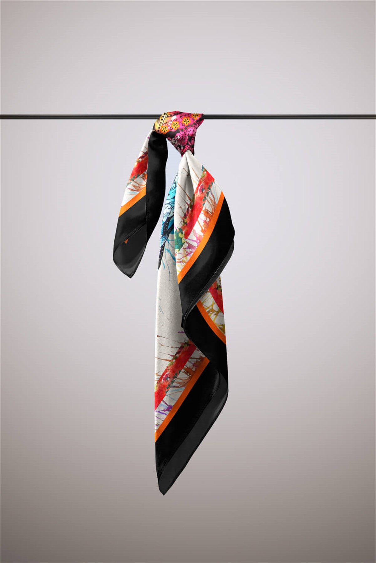 Violla V8 Kadın Fil Desenli Bandana 50x50 Kırmızı DG0208-22