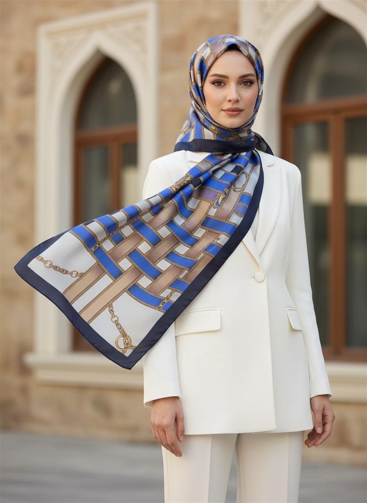 100% İPEK KEMER DESENLİ SAKS - LACİVERT RENKLİ ŞAL