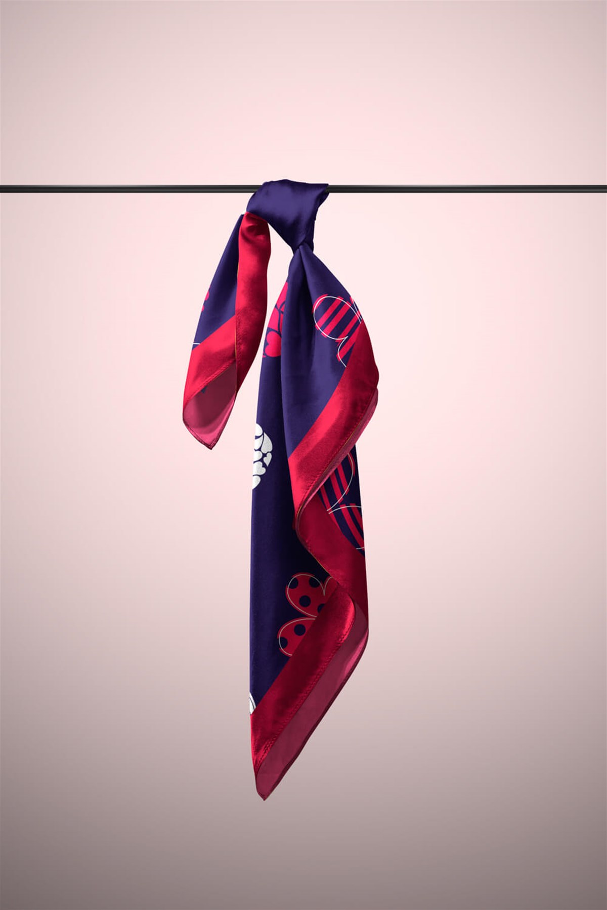 Violla Y16 Kadın Kalp Ve Kelebek Desenli Bandana 50x50 Kırmızı Beyaz Mavi DG0471-22