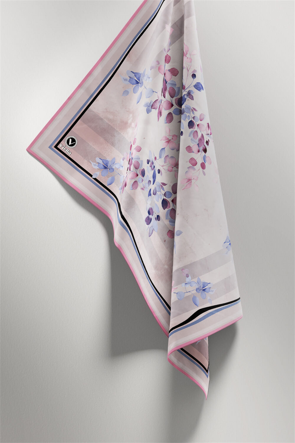 Twill Çiçek Desenli Pembe Renkli 90x90 Eşarp (İpek İçermez) Kenar Dikiş Şekli El Dikişli